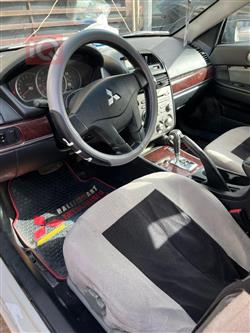 میتسوبیشی گلانت